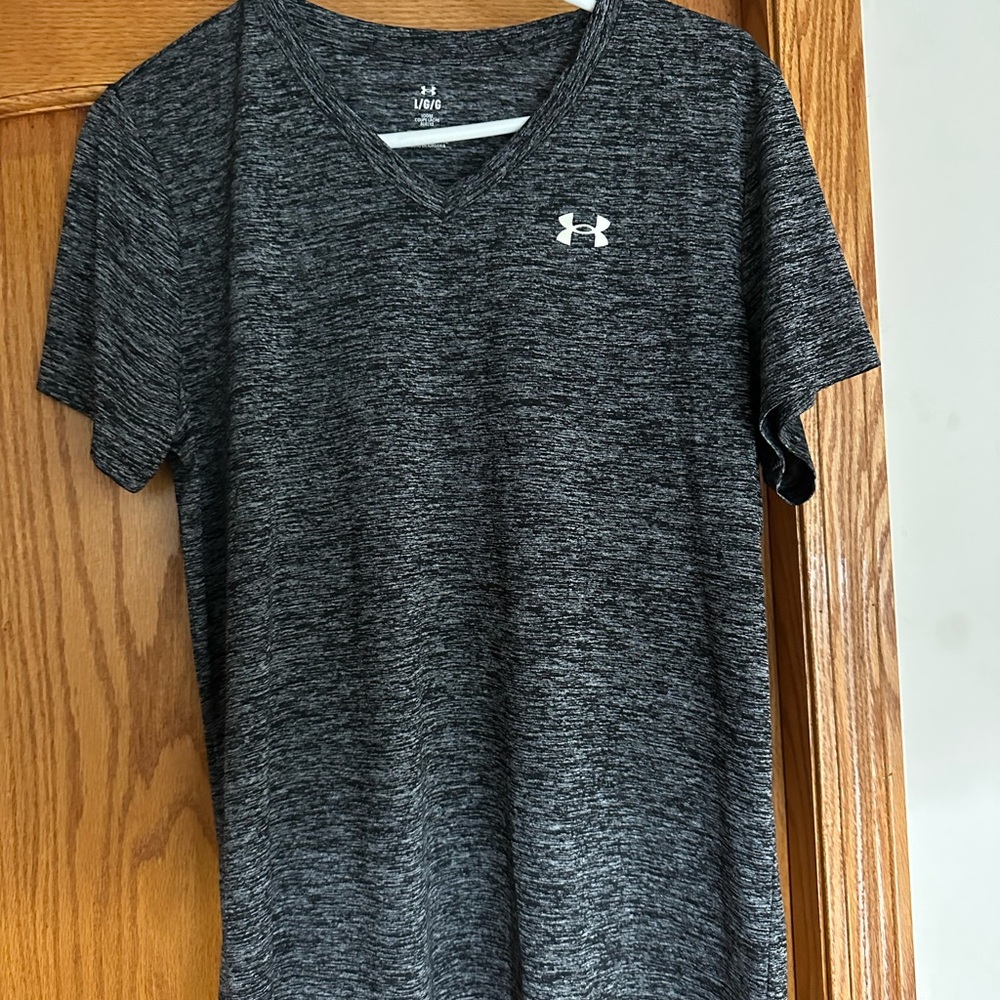 Under Armour Black Short Sleeve Tee